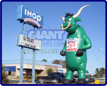 Green bull giant inflatable balloon