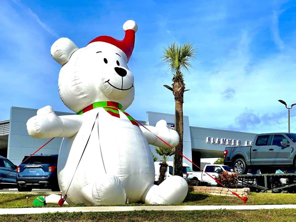 Polar bear Christmas promotional inflatable rental