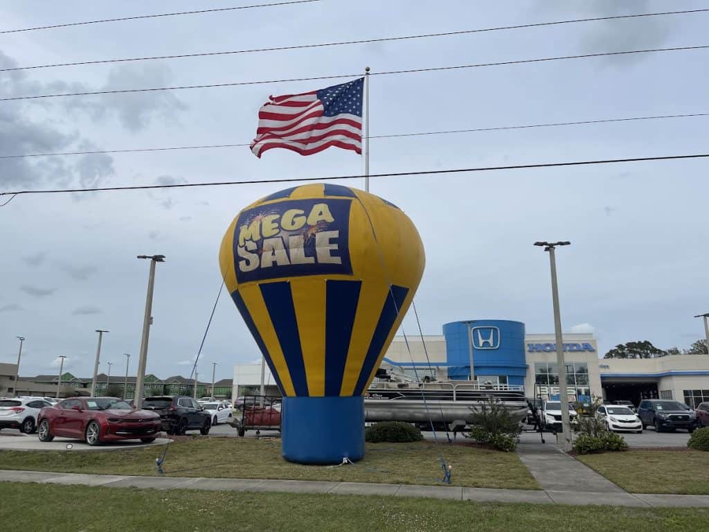 Mega sale inflatable rental promotional balloons in Florida Balm